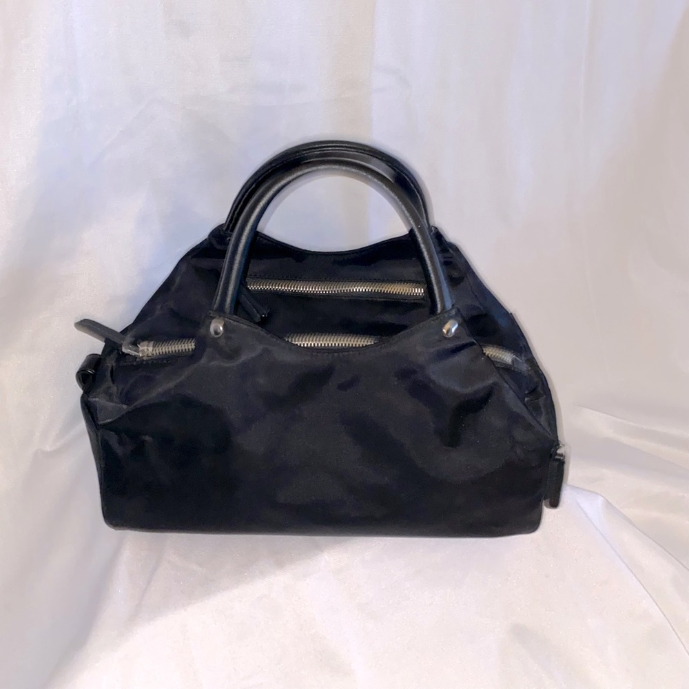 Classic Black Tote Handbag - Unbranded